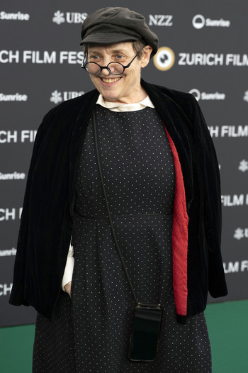Filmpremiere Lieblingsmenschen Die au&szlig;ergew&ouml;hnliche Freundschaft von Agnes und Amir Zurich Film Festival 2026
