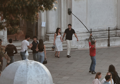 Venice VE Lacey Chabert And Josh Bowman In Venice Venice VE Lacey Chabert And Josh Bowman In Venice