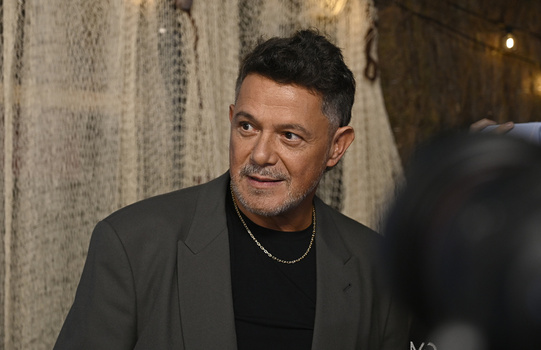 Premiere of the musical ��El alma al aire �� featuring songs by Alejandro Sanz Premiere of the musical ��El alma al aire �� featuring songs by Alejandro Sanz