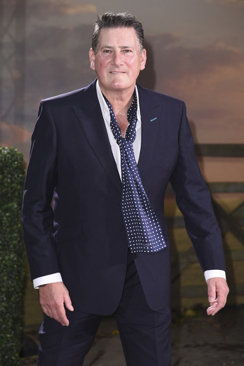 Season 2 Premiere Rivals in London