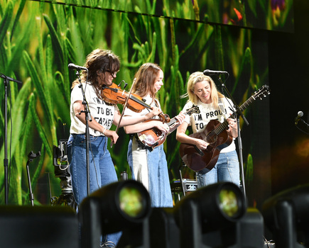 Farm Aid 2026 Brings IM WITH HER To The Virginia Beach Amphitheater In Virginia Beach Virginia On 26 September 2026.