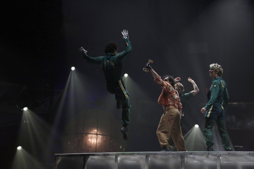First Look At The Island Of Neverland Acrobatic And Theater Experience In Spain First Look At The Island Of Neverland Acrobatic And Theater Experience In Spain