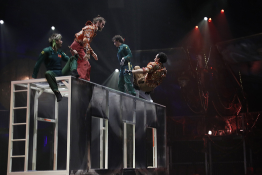 First Look At The Island Of Neverland Acrobatic And Theater Experience In Spain First Look At The Island Of Neverland Acrobatic And Theater Experience In Spain