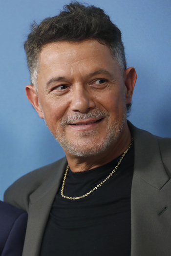 Alejandro Sanz Attends El Alma Al Aire Musical Premiere In Madrid Alejandro Sanz Attends El Alma Al Aire Musical Premiere In Madrid