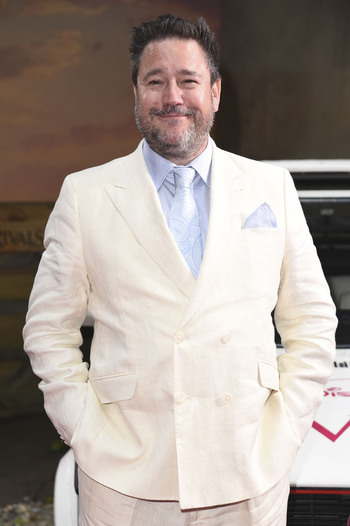 Season 2 Premiere Rivals in London