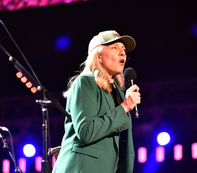 Virginia Governor ABIGAIL SPANBERGER Comes To Farm Aid 2026 At The Virginia Beach Amphitheater In Virginia Beach Virginia On 26 September 2026. Virginia Governor ABIGAIL SPANBERGER Comes To Farm Aid 2026 At The Virginia Beach Amphitheater In Virginia Beach Virginia On 26 September 2026.