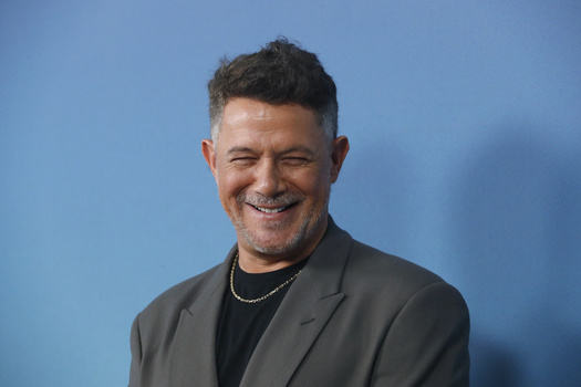 Alejandro Sanz Attends El Alma Al Aire Musical Premiere In Madrid Alejandro Sanz Attends El Alma Al Aire Musical Premiere In Madrid