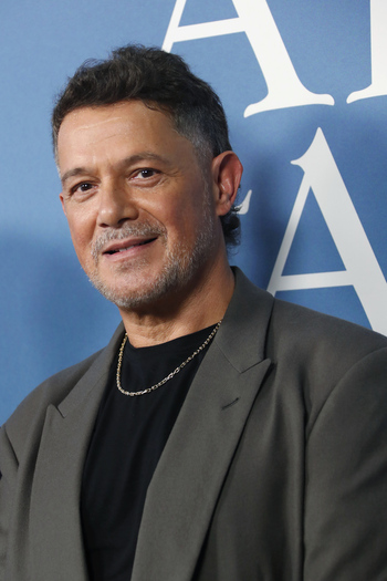 Alejandro Sanz Attends El Alma Al Aire Musical Premiere In Madrid Alejandro Sanz Attends El Alma Al Aire Musical Premiere In Madrid