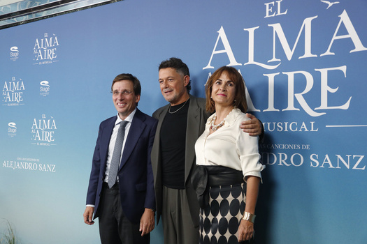 Alejandro Sanz Attends El Alma Al Aire Musical Premiere In Madrid Alejandro Sanz Attends El Alma Al Aire Musical Premiere In Madrid