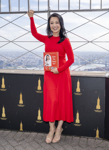Ming Na Wen Visits The Empire State Building In New York Ming Na Wen Visits The Empire State Building In New York