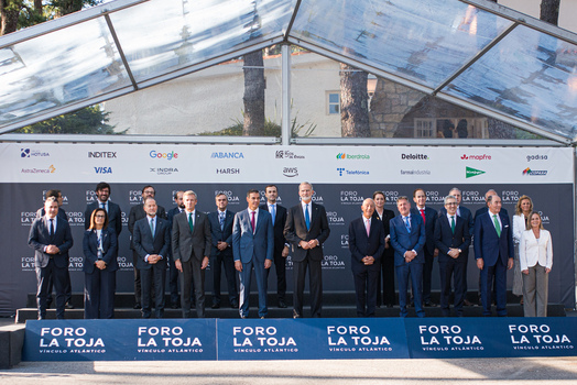 Felipe VI and Pedro S&aacute;nchez attend the opening of the La Toja Forum in O Grove Pontevedra 
