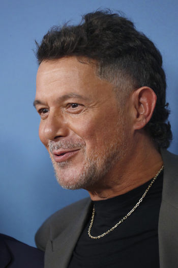 Alejandro Sanz Attends El Alma Al Aire Musical Premiere In Madrid Alejandro Sanz Attends El Alma Al Aire Musical Premiere In Madrid