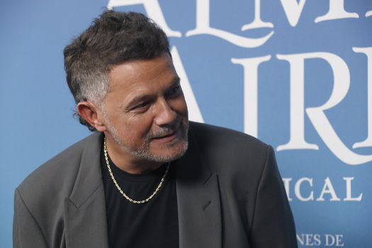 Alejandro Sanz Attends El Alma Al Aire Musical Premiere In Madrid Alejandro Sanz Attends El Alma Al Aire Musical Premiere In Madrid