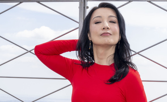 Ming Na Wen Visits The Empire State Building In New York Ming Na Wen Visits The Empire State Building In New York