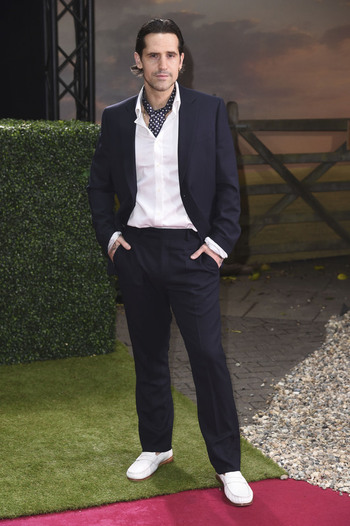 Season 2 Premiere Rivals in London