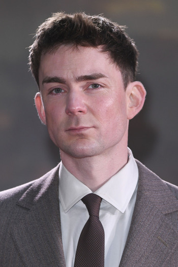 Season 2 Premiere Rivals in London
