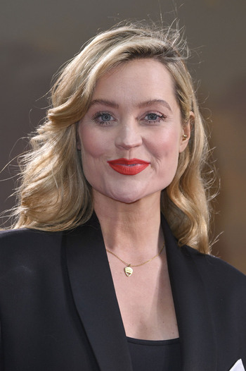 Season 2 Premiere Rivals in London