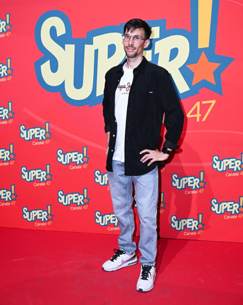 Milan A Super Red Carpet Event To Celebrate The Homecoming And The Start Of A New Adventure. &acirc; �� �Homecoming&acirc; �� x9d Refers To The Fact That Management Of The Super TV Channel Channel 47 On Digital Terrestrial TV Has Returned Entirely To De Agostini Edi