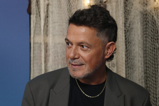 Alejandro Sanz Attends El Alma Al Aire Musical Premiere In Madrid Alejandro Sanz Attends El Alma Al Aire Musical Premiere In Madrid
