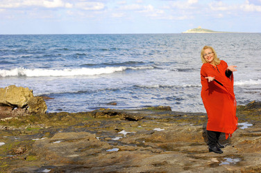 SARA FAVARO attrice e scrittrice italiana. Fotografie di Giulio Azzarello &copy;2015 2016.