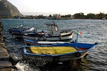 LUOGHI SICILIANI fotografie di Giulio Azzarello ©2020