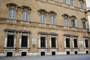 MODENA centro storico. Fotografie di Giulio Azzarello ©2016. MODENA centro storico. Fotografie di Giulio Azzarello ©2016.