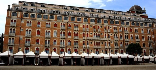 LIDO di VENEZIA. Fotografie di Giulio Azzarello ©2018.