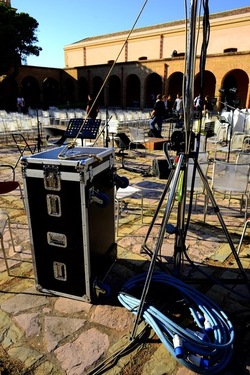 BACKSTAGE fotografie di Giulio Azzarello ©2020.