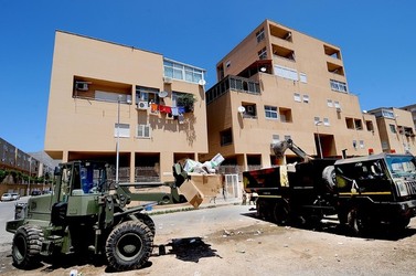 IL QUARTIERE ZEN di Palermo. Fotografie di Giulio Azzarello ©2014. IL QUARTIERE ZEN di Palermo. Fotografie di Giulio Azzarello ©2014.