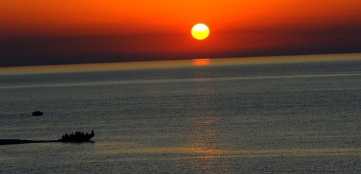 TRAMONTI Sicilia. Fotografie di Giulio Azzarello &copy;2020.