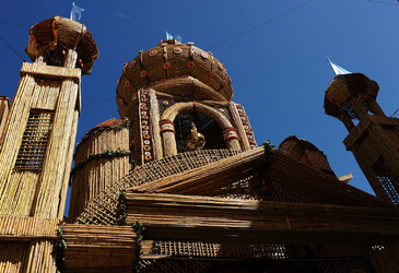 GLI ARCHI DI PASQUA a San Biagio Platani in Sicilia. Fotografie di Giulio Azzarello &copy;2014.