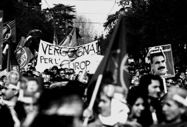 MANIFESTAZIONE per la pace nel curdistan turco. Fotografie di Giulio Azzarello &copy;2014.