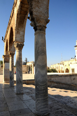 LA CITTA SANTA DI GERUSALEMME fotografie di Giulio Azzarello ©2104. LA CITTA SANTA DI GERUSALEMME fotografie di Giulio Azzarello ©2104.