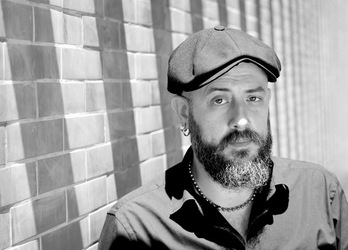 ALESSIO BOSCO artista musicista compositore. Fotografie di Giulio Azzarello &copy;2018.
