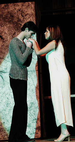 NOTREDAM de PARIS con giovani artisti. Fotografie di Giulio Azzarello ©2014. NOTREDAM de PARIS con giovani artisti. Fotografie di Giulio Azzarello ©2014.