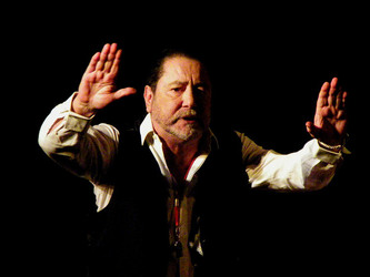 LUIGI MARIA BURRUANO attore italiano di origini siciliane. Fotografie di Giulio Azzarello ©2014. LUIGI MARIA BURRUANO attore italiano di origini siciliane. Fotografie di Giulio Azzarello ©2014.