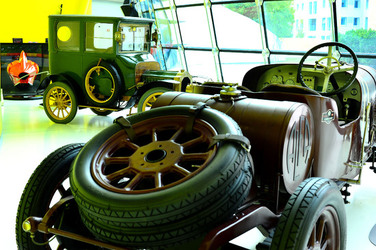 MUSEO ENZO FERRARI di Modena. Fotografie di Giulio Azzarello &copy;2016.