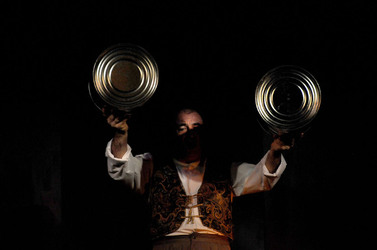 MARCO RENZI e il suo teatro. Fotografie di Giulio Azzarello ©2014.