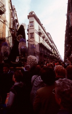 VUCCIRIA anni 90. Fotografie di Giulio Azzarello &copy;2022.