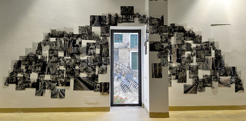 ANNE CLEMENCE de GROLEE e una sua installazione. Fotografie di Giulio Azzarello &copy;2014.