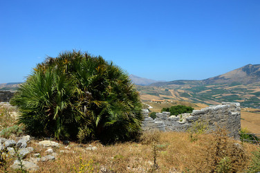 SEGESTA in Sicilia sito archeologico. Fotografie di Giulio Azzarello ©2014.