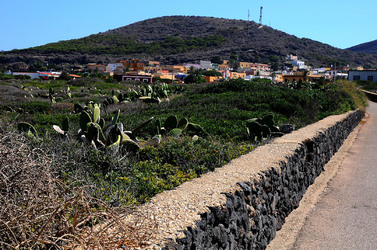 ISOLA DI LINOSA panoramiche e particolari. Fotografie di Giulio Azzarello &copy;2014.