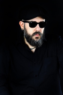 ALESSIO BOSCO musicista compositore. Fotografie di Giulio Azzarello &copy;2018.