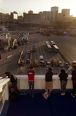 IL PORTO DI GENOVA panoramiche e particolari. Fotografie di Giulio Azzarello &copy;2014.