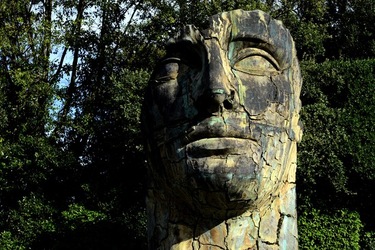 IGOR MITORAJ Giardino di Boboli. Fotografie di Giulio Azzarello &copy;2022.