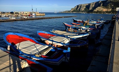 BARCHE da PESCA fotografie di Giulio Azzarello &copy;2019.