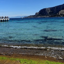 MONDELLO. Fotografie di Giulio Azzarello &copy;2024.