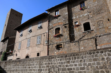 VITERBO e il suo centro storico. Fotografie di Giulio Azzarello &copy;2014.