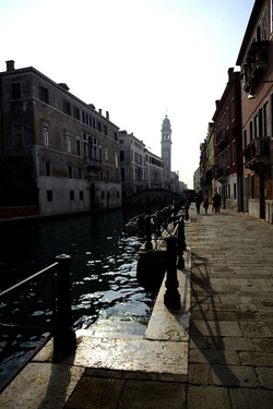VENEZIA fotografie di Giulio Azzarello ©2022.