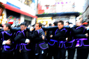 PROCESSIONI religiose per la Pasqua a Palermo. Fotografie di Giulio Azzarello ©2016. PROCESSIONI religiose per la Pasqua a Palermo. Fotografie di Giulio Azzarello ©2016.
